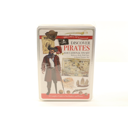 Pirates Tin Set